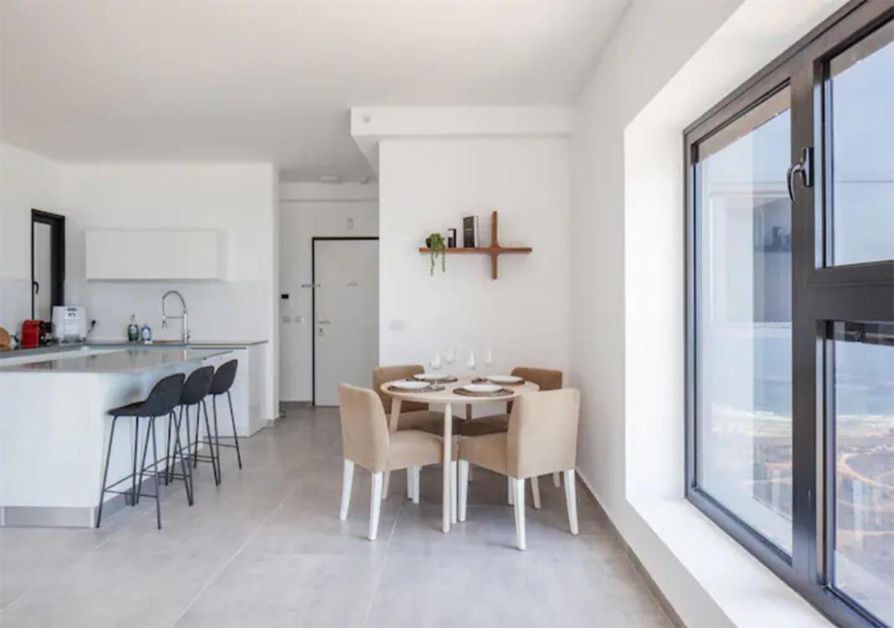 O&O Group- Magical 4Br Apt With Panoramic Sea View Bat Jam Zewnętrze zdjęcie
