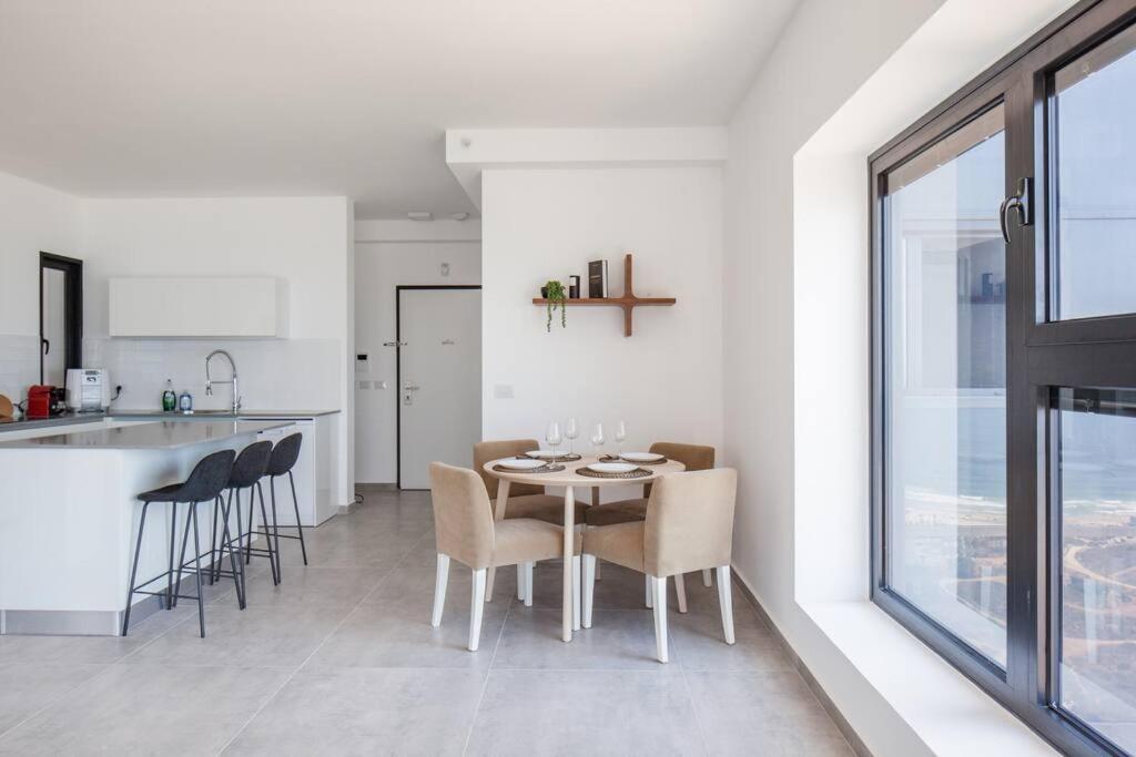 O&O Group- Magical 4Br Apt With Panoramic Sea View Bat Jam Zewnętrze zdjęcie