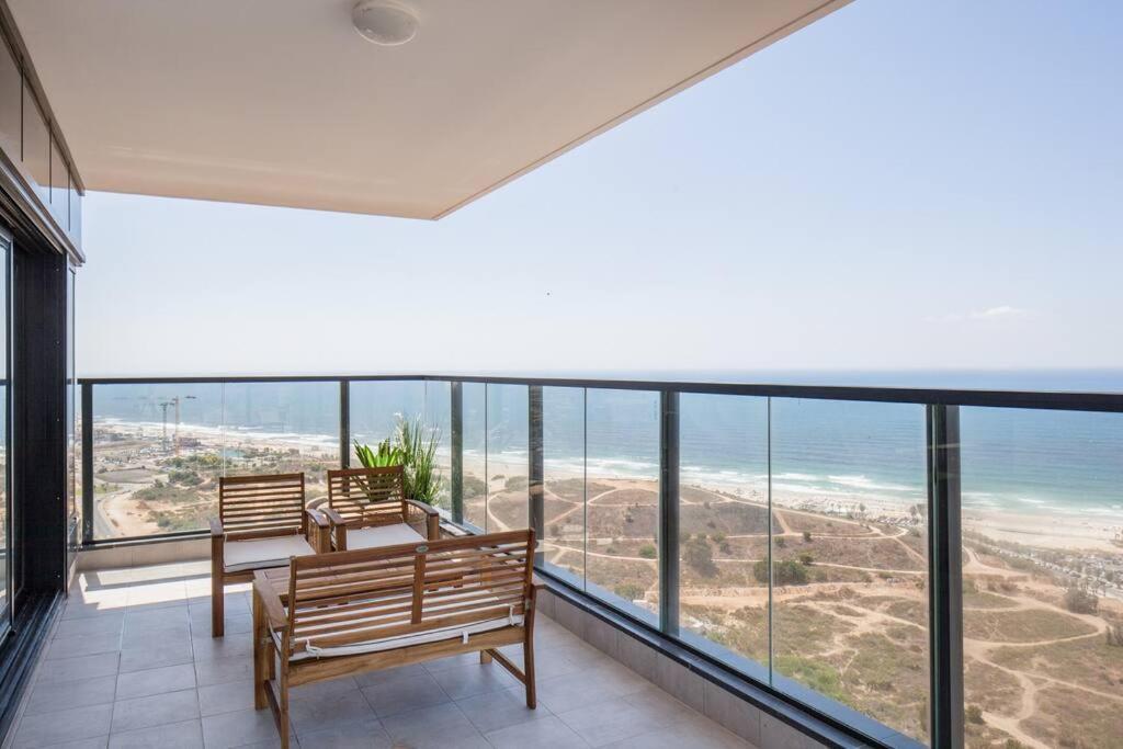 O&O Group- Magical 4Br Apt With Panoramic Sea View Bat Jam Zewnętrze zdjęcie